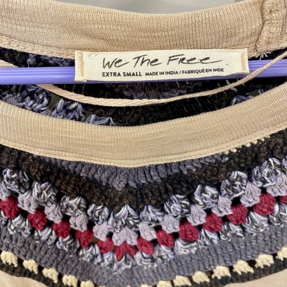 WE THE FREE Spring Bound Crochet Panel Tee Boho Shirt Size XS - Picture 5 of 6